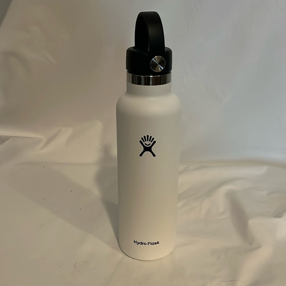 Hydro Flask 21 Ounce Insulated Bottle